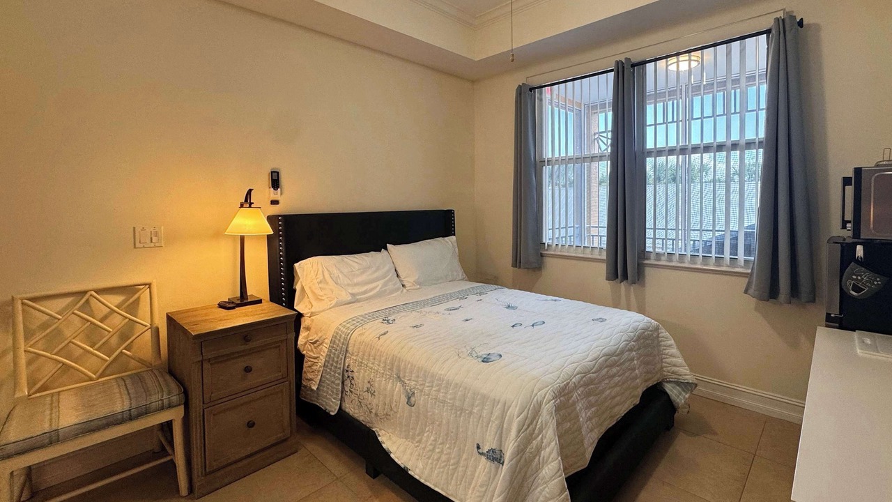 Photo of Bedroom in Bonita Shores