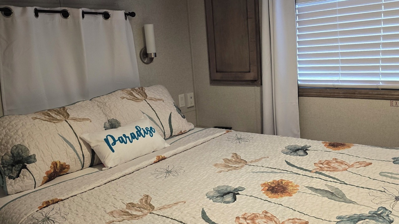 Photo of Bedroom in Key Largo Park
