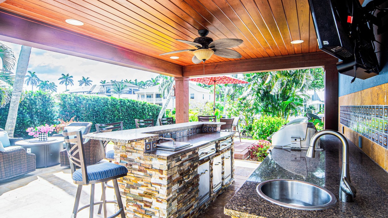 Photo of Outdoor in Old Naples