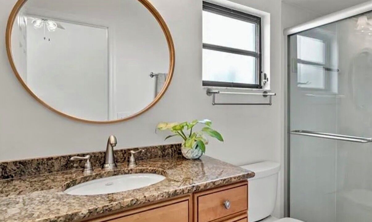 Photo of Bathroom in Naples
