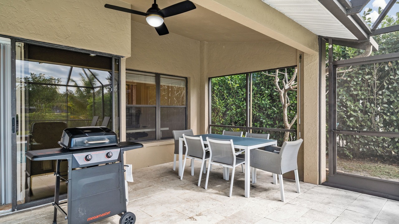 Photo of Outdoor in Naples