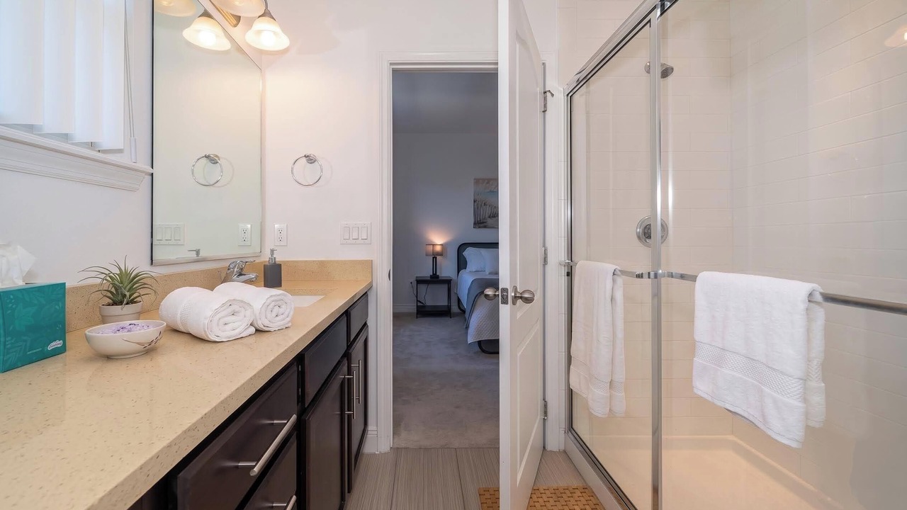 Photo of Bathroom in Buena Ventura Lakes