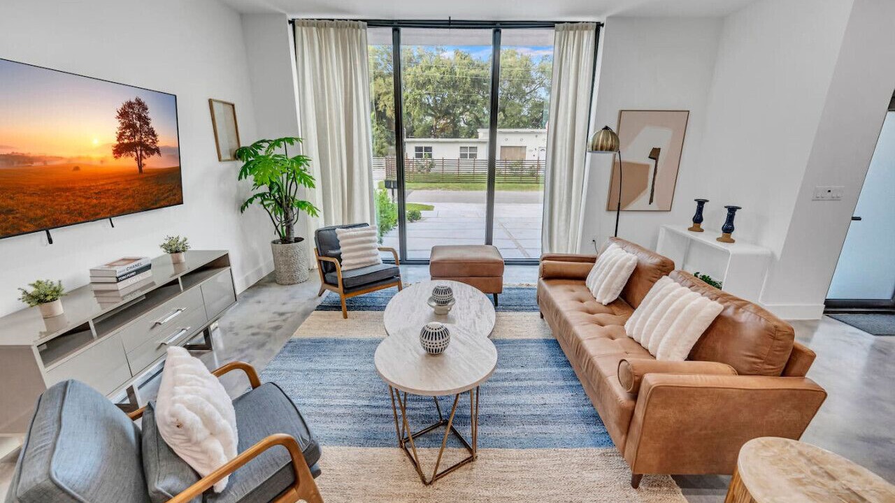 Photo of Livingroom in North Miami