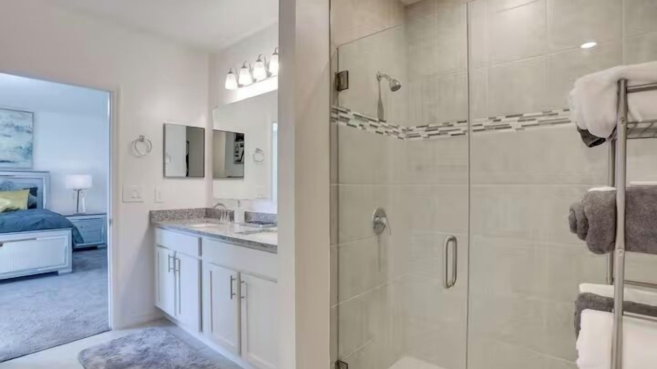 Photo of Bathroom in Port Saint Lucie