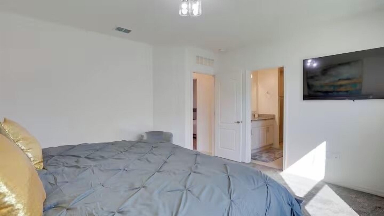 Photo of Bedroom in Port Saint Lucie
