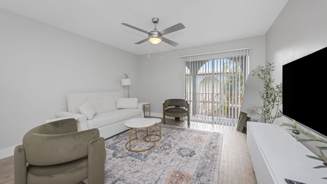 Photo of Livingroom in Beach Park
