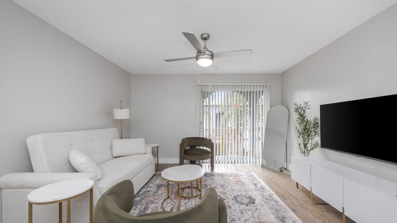 Photo of Livingroom in Beach Park