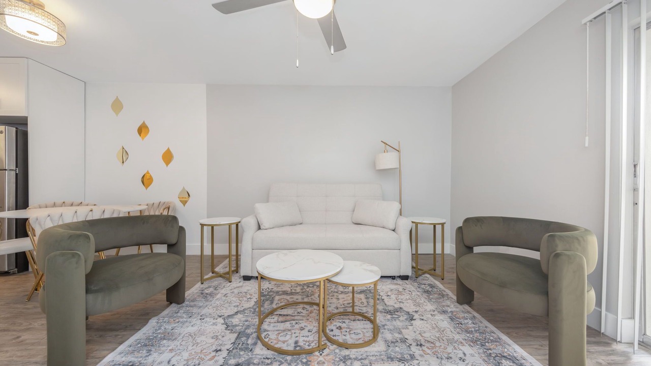 Photo of Livingroom in Beach Park