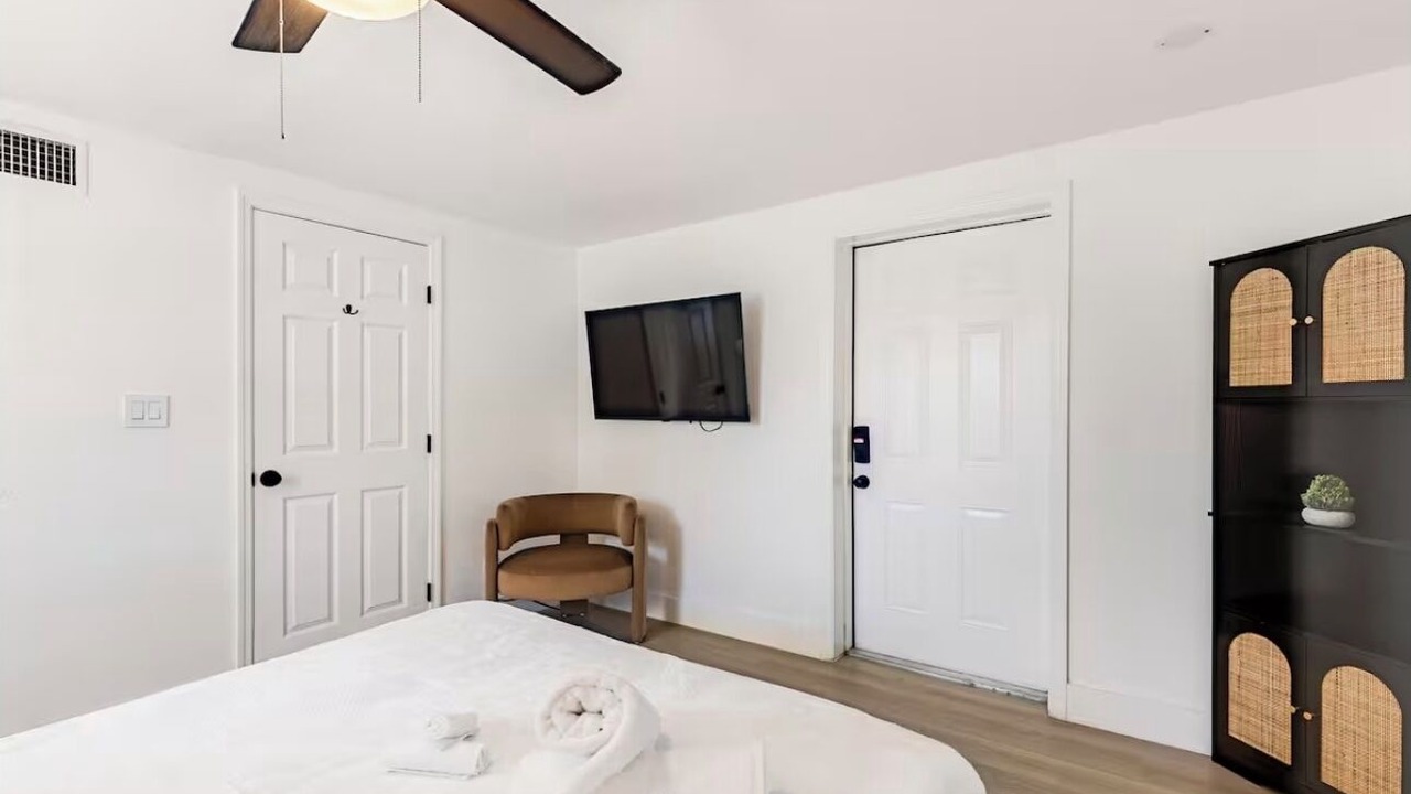 Photo of Bedroom in South Middle River