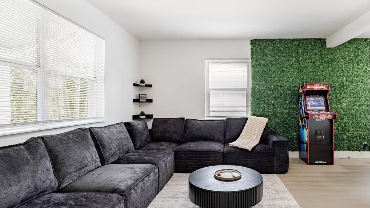 Photo of Livingroom in South Middle River