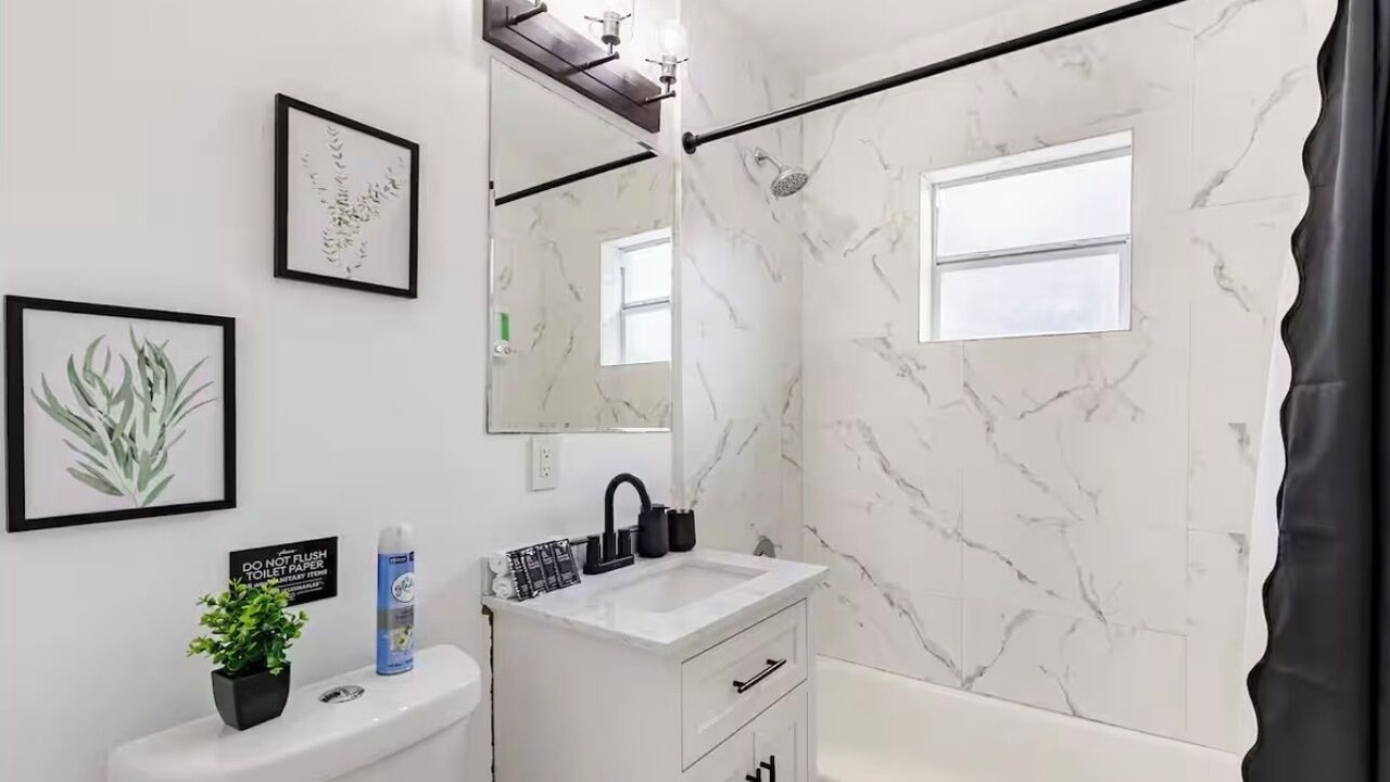 Photo of Bathroom in South Middle River