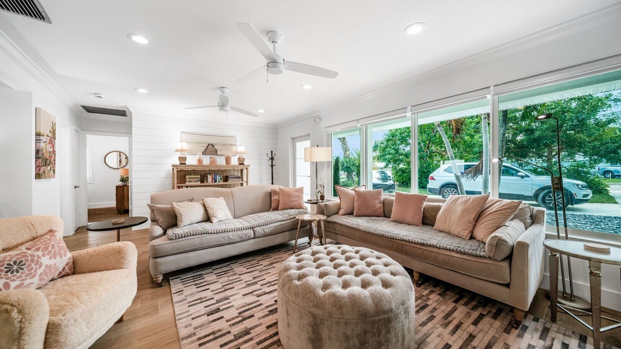 Photo of Livingroom in Boynton Beach