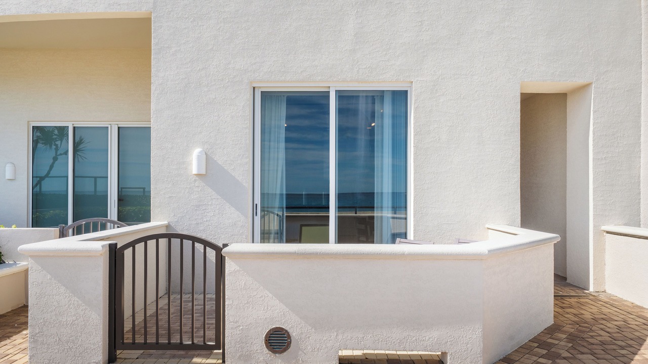 Photo of Patio Balcony in Palm Beach Shores