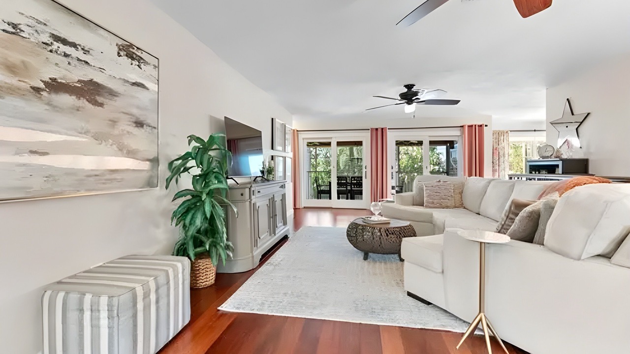 Photo of Livingroom in Bonita Springs