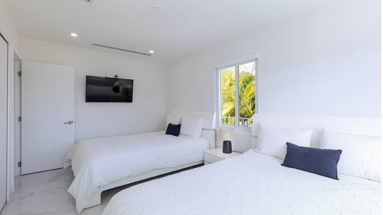 Photo of Bedroom in Marathon