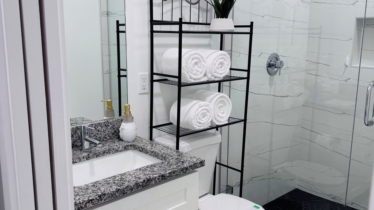 Photo of Bathroom in Greenacres