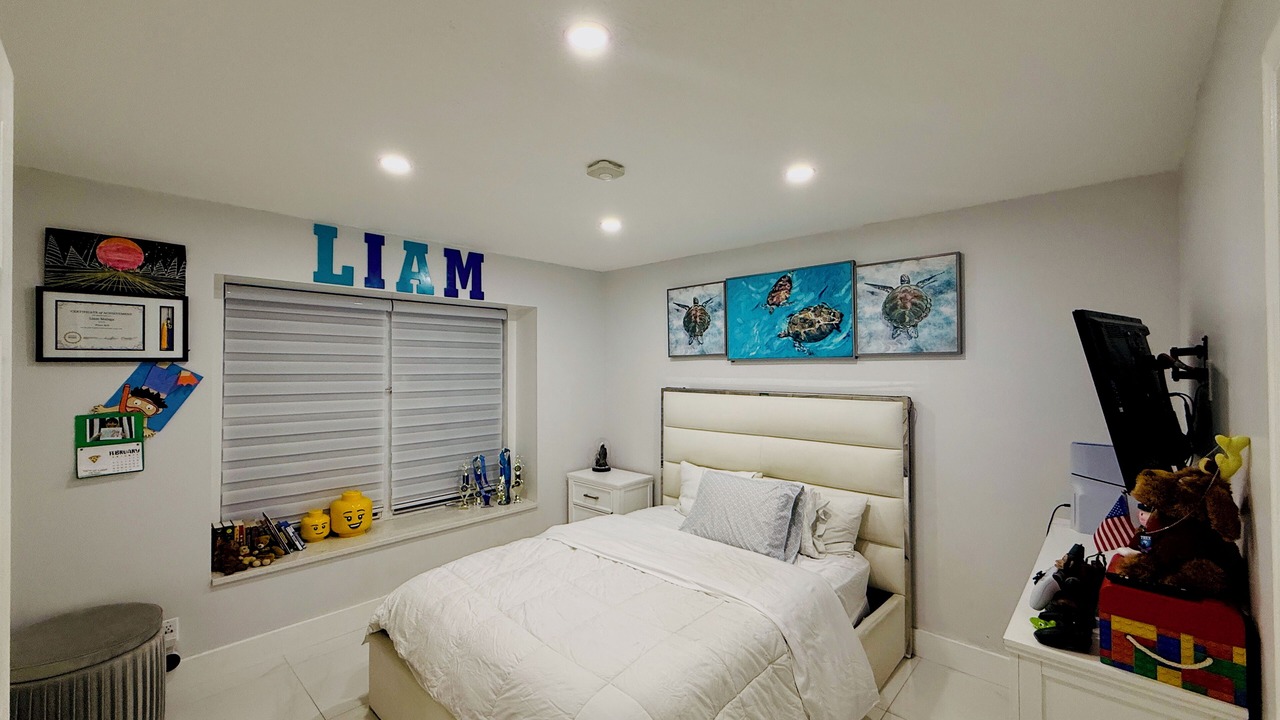Photo of Bedroom in Florida North Atlantic Coast
