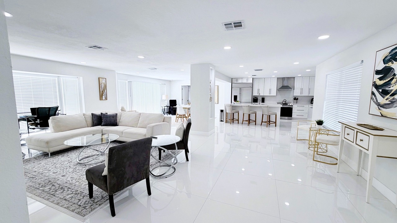 Photo of Livingroom in Southgate