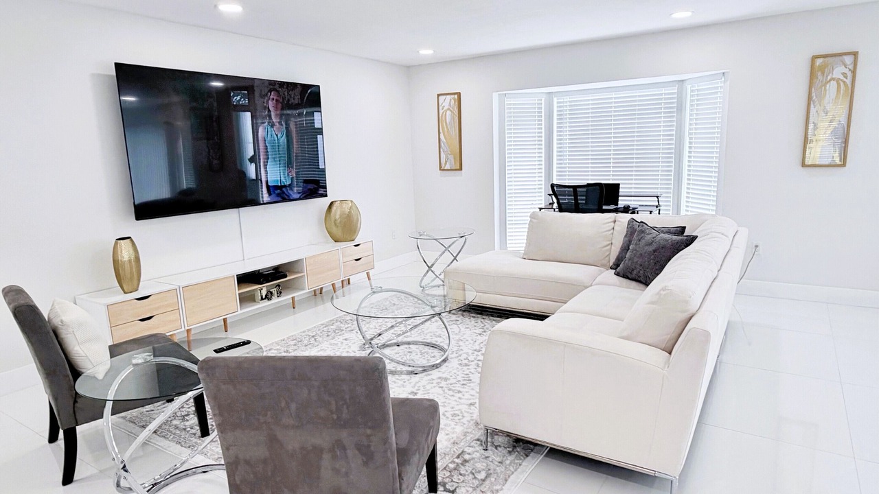 Photo of Livingroom in Southgate