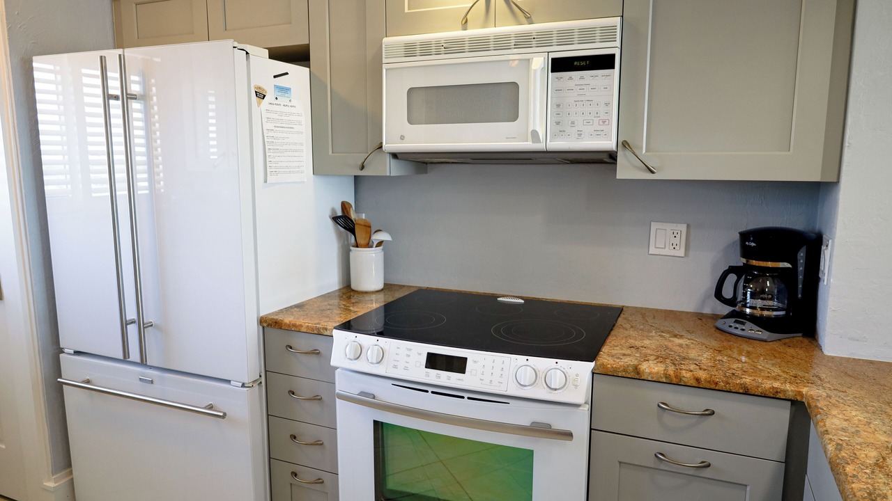 Photo of Kitchen in Laguna Shores