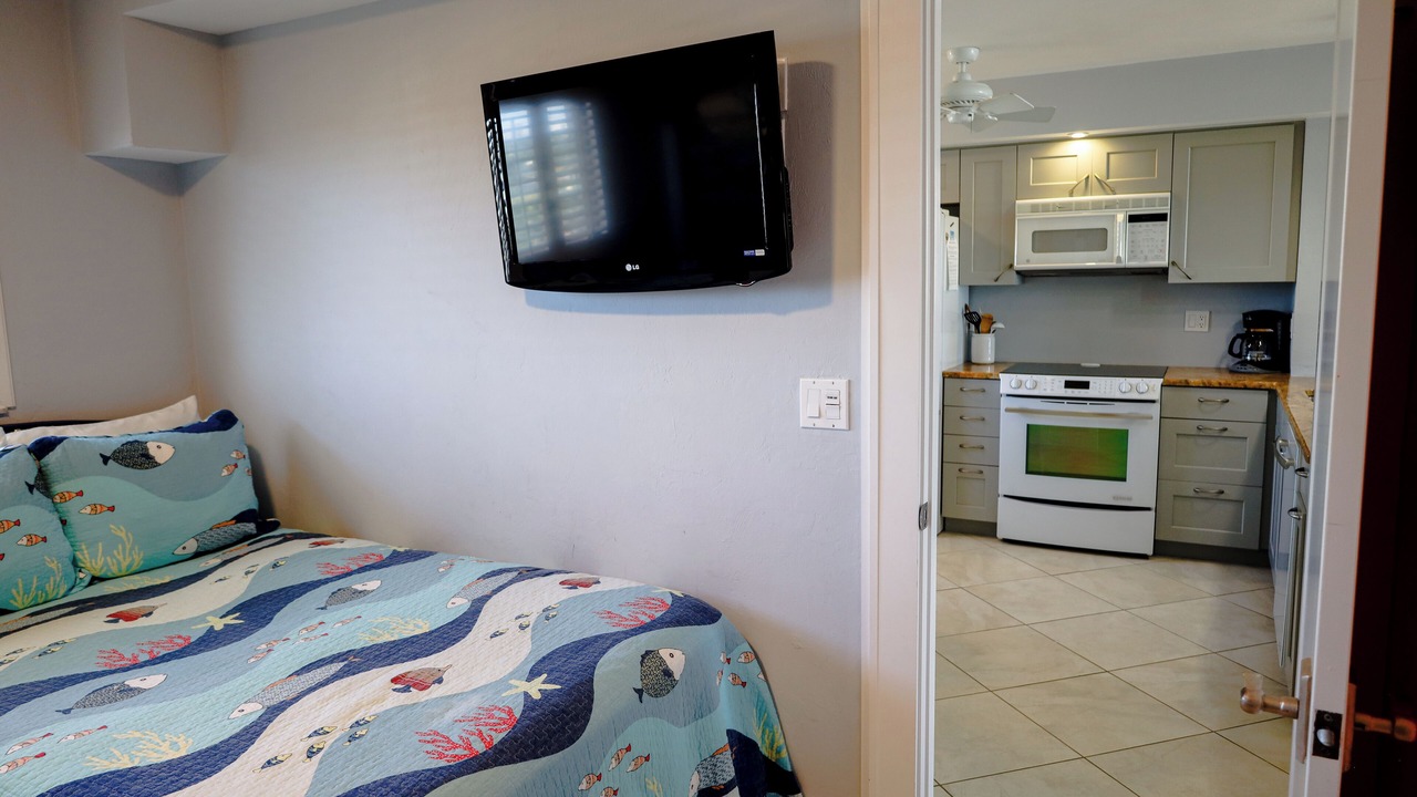 Photo of Bedroom in Laguna Shores