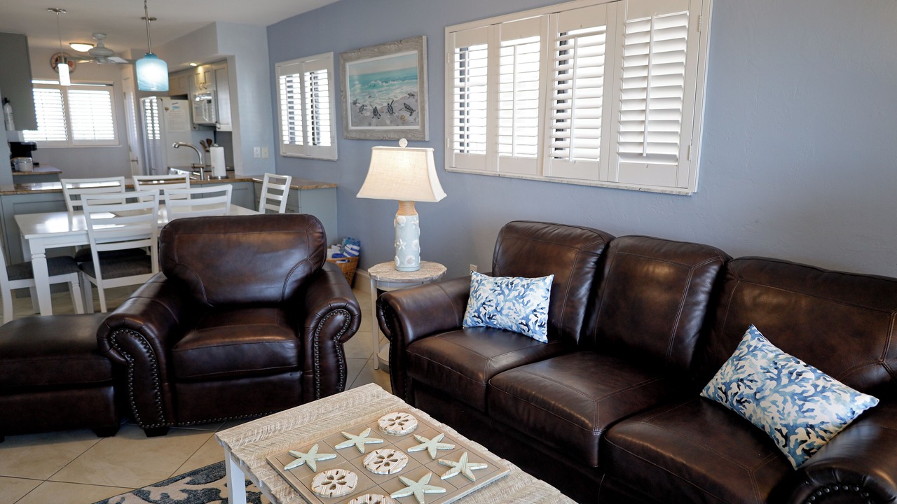Photo of Livingroom in Laguna Shores