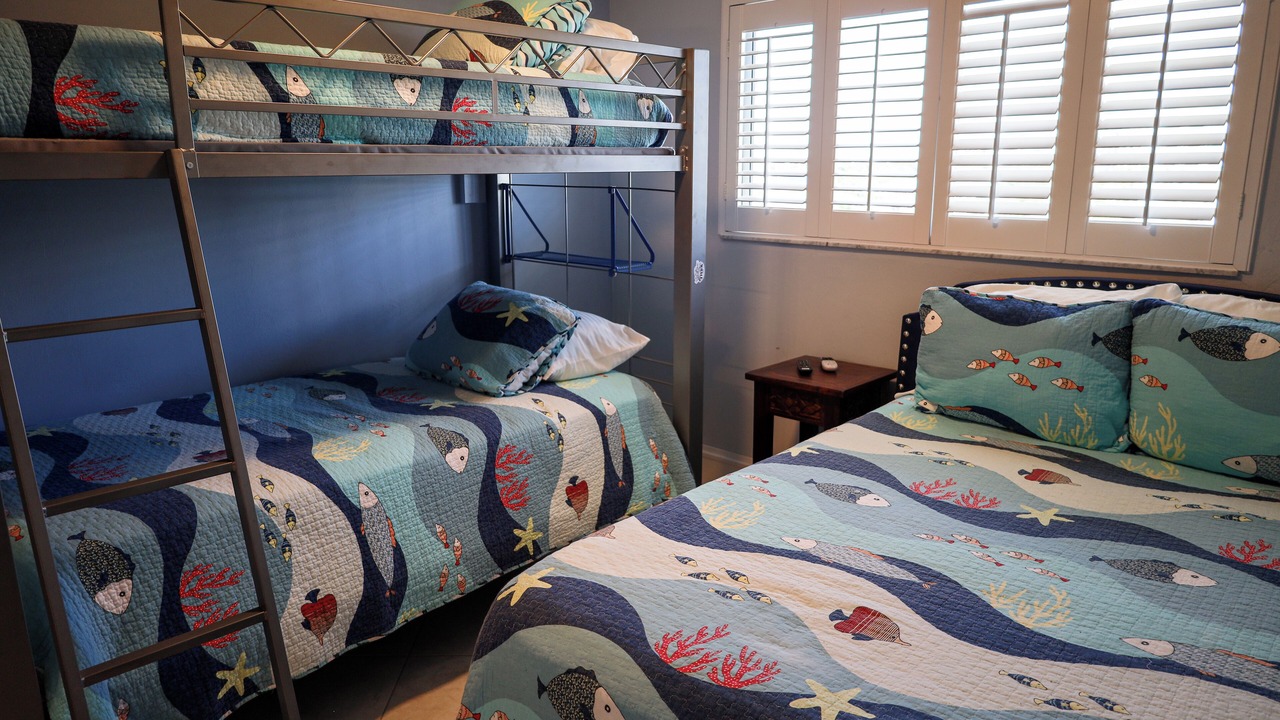 Photo of Bedroom in Laguna Shores