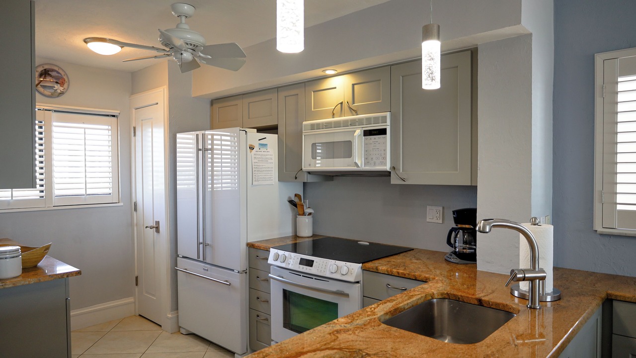 Photo of Kitchen in Laguna Shores