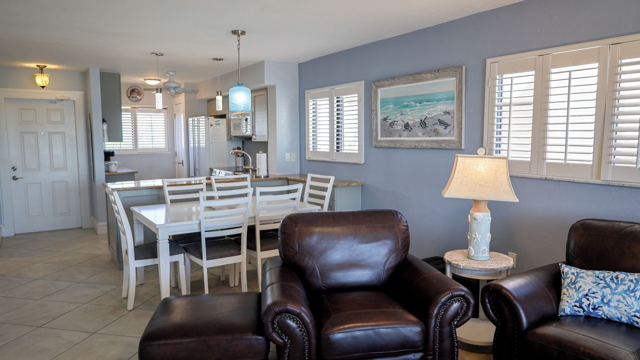 Photo of Livingroom in Laguna Shores