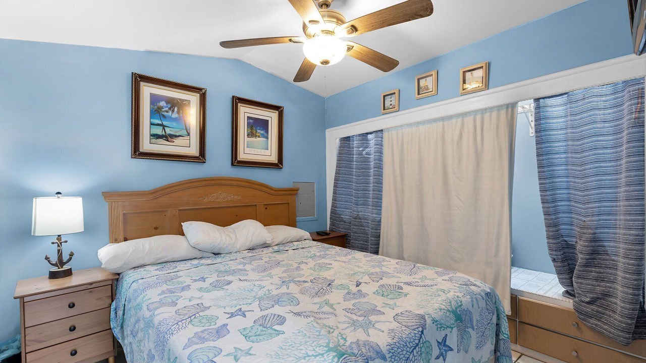 Photo of Bedroom in Layton