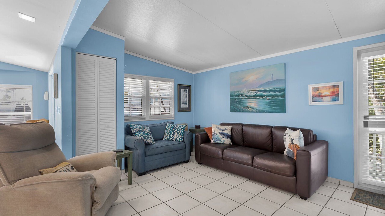 Photo of Livingroom in Layton