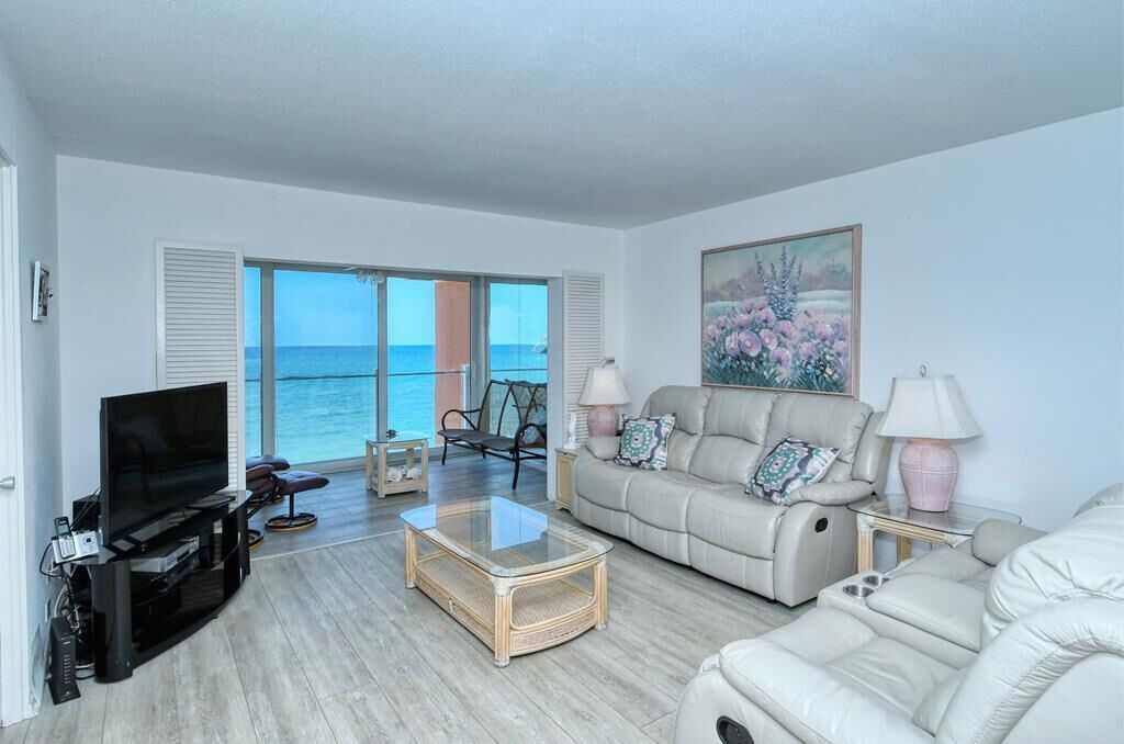 Photo of Livingroom in Siesta Key