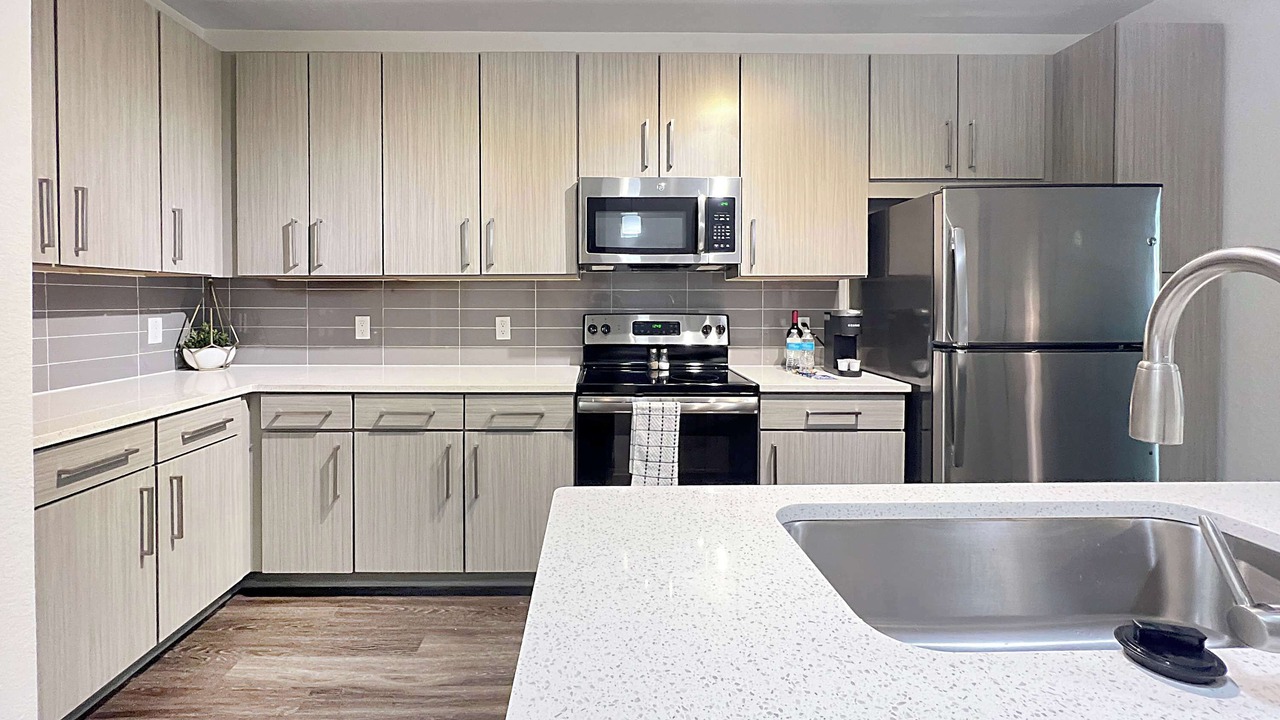 Photo of Kitchen in Carver City - Lincoln Gardens