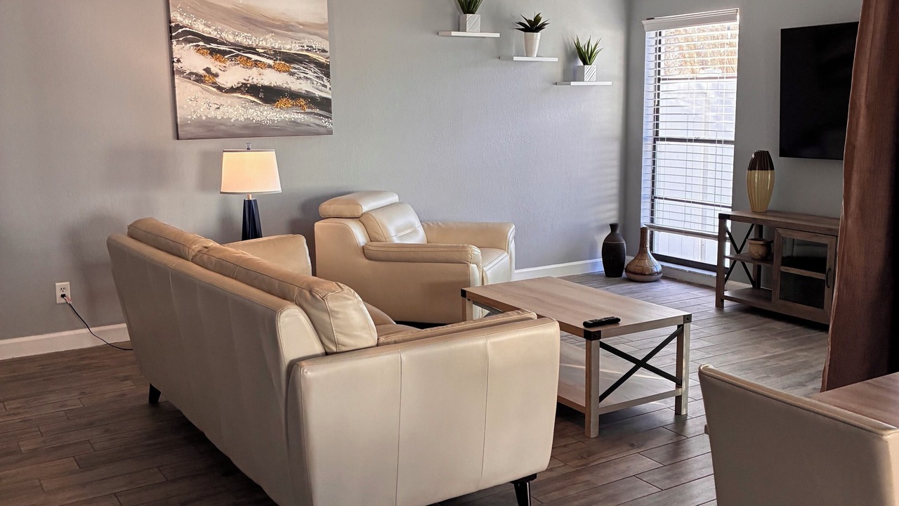 Photo of Livingroom in Carrollwood