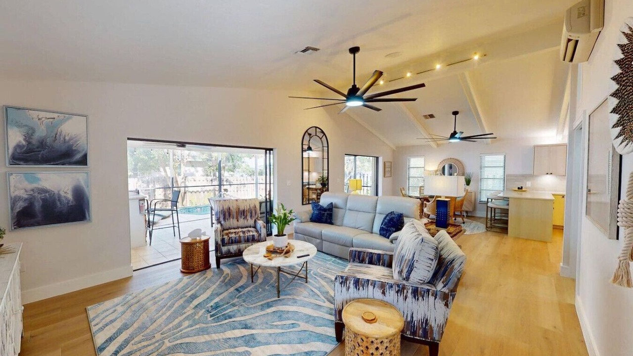 Photo of Livingroom in Naples Park