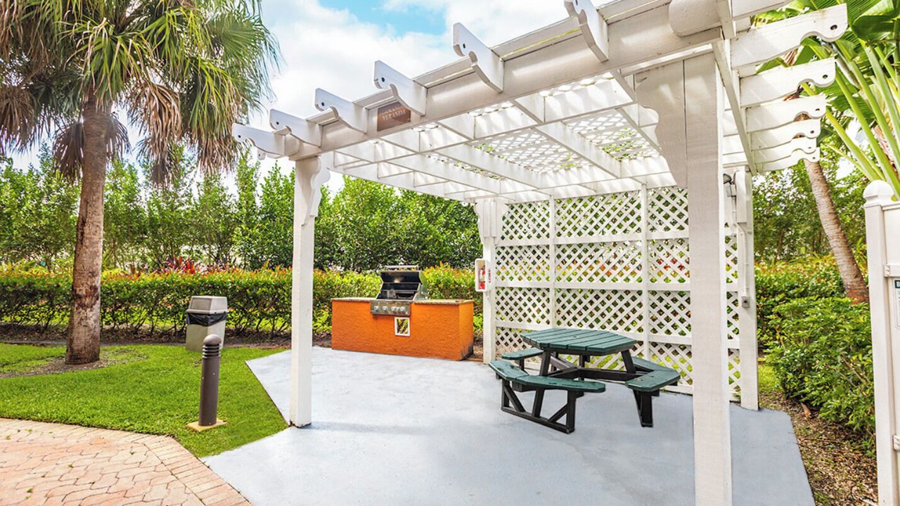 Photo of Outdoor in Weston