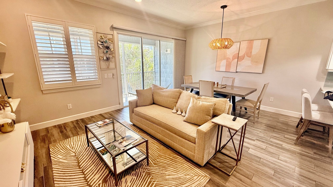 Photo of Livingroom in Pinellas Point