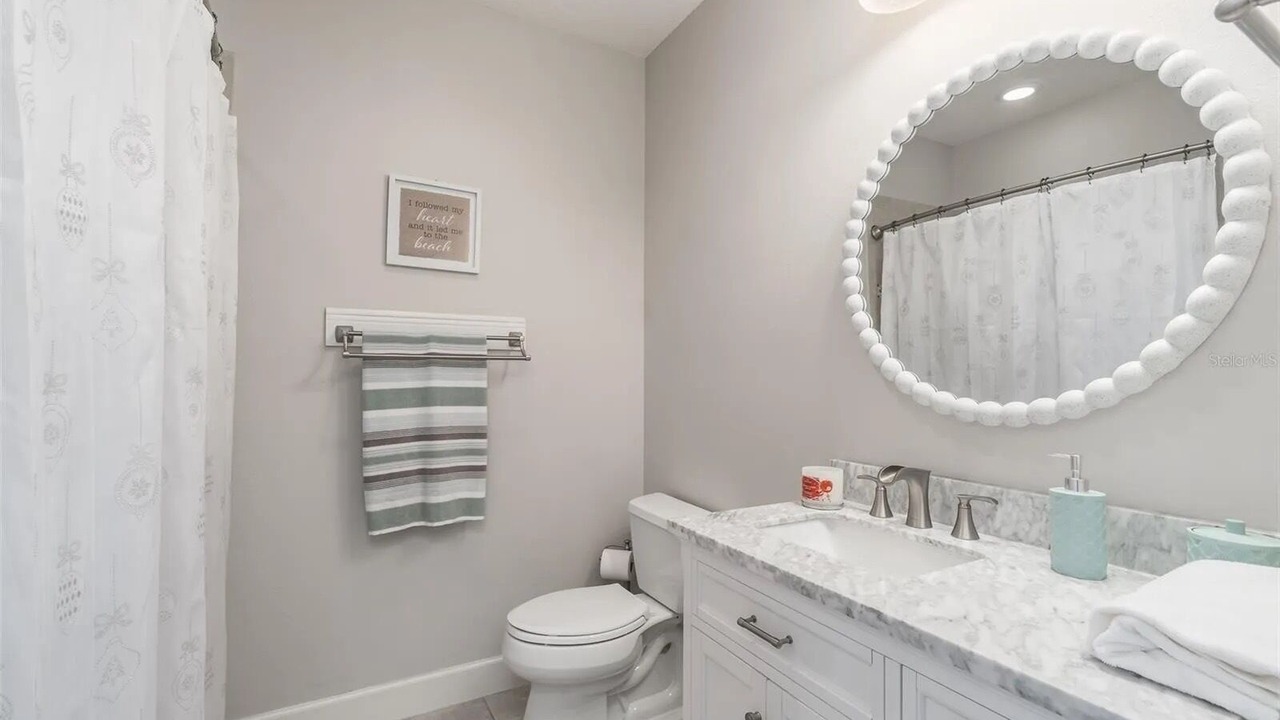 Photo of Bathroom in Pinellas Point