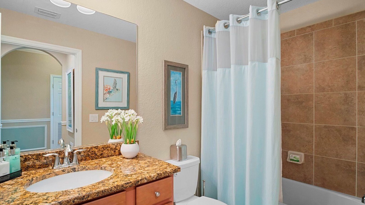 Photo of Bathroom in Naples