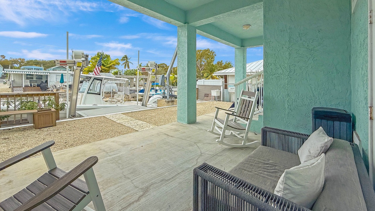 Photo of Patio Balcony in Twin Lakes