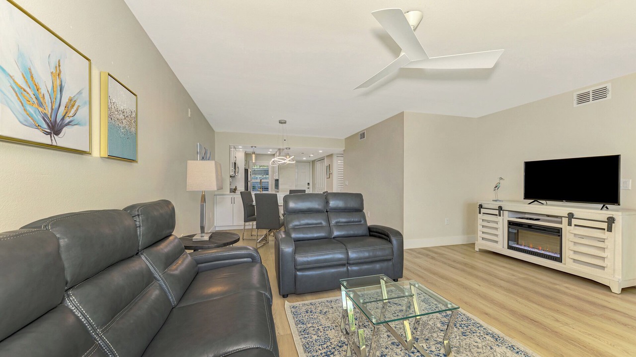 Photo of Livingroom in Plantation