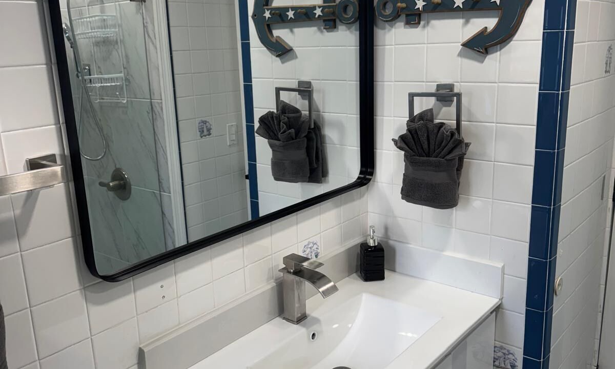 Photo of Bathroom in Key Largo Village