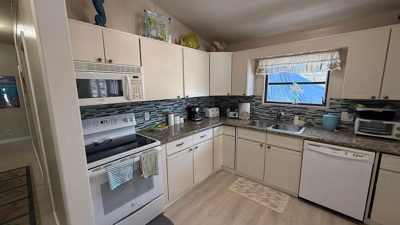 Photo of Kitchen in Tavernier