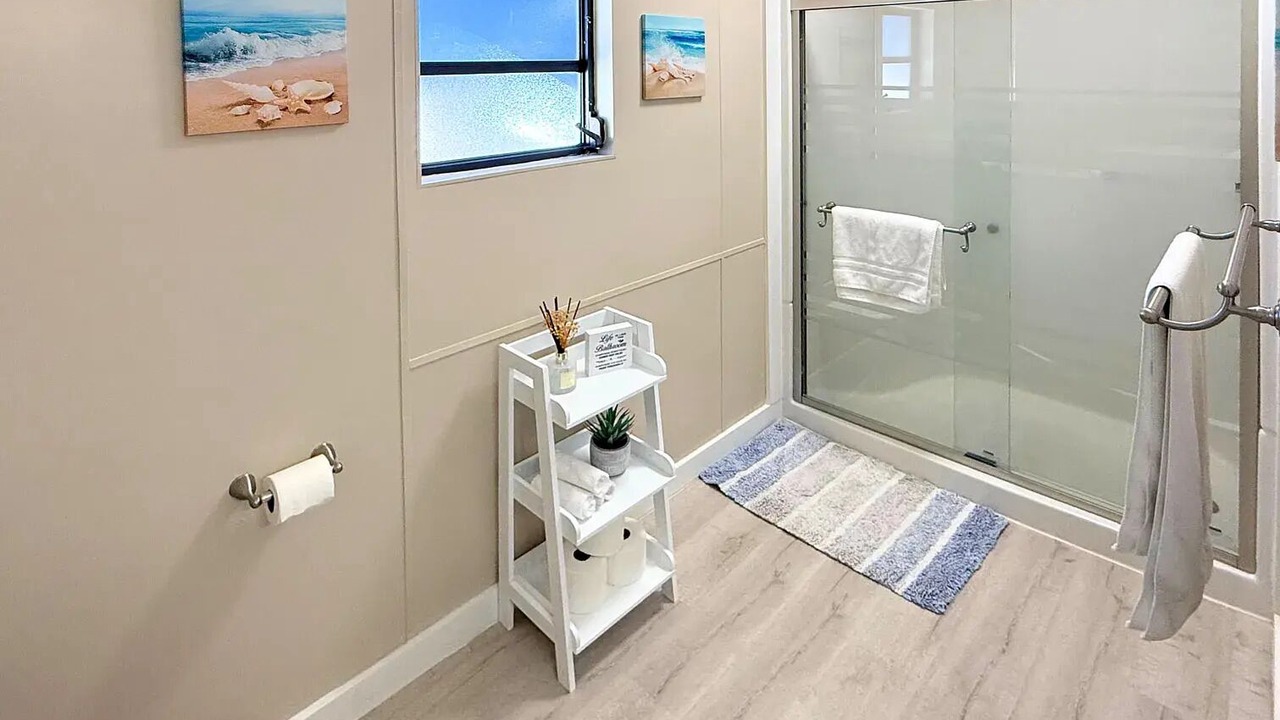 Photo of Bathroom in Tavernier