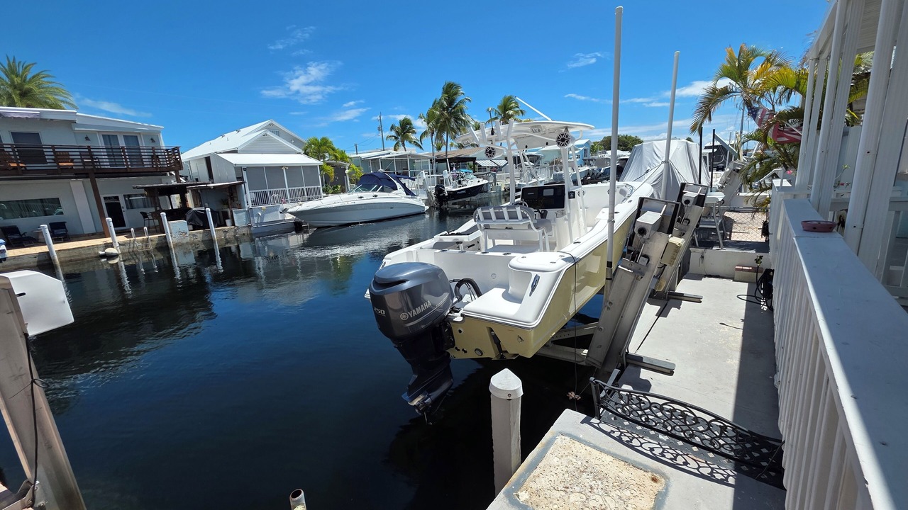 Photo of Others in Tavernier