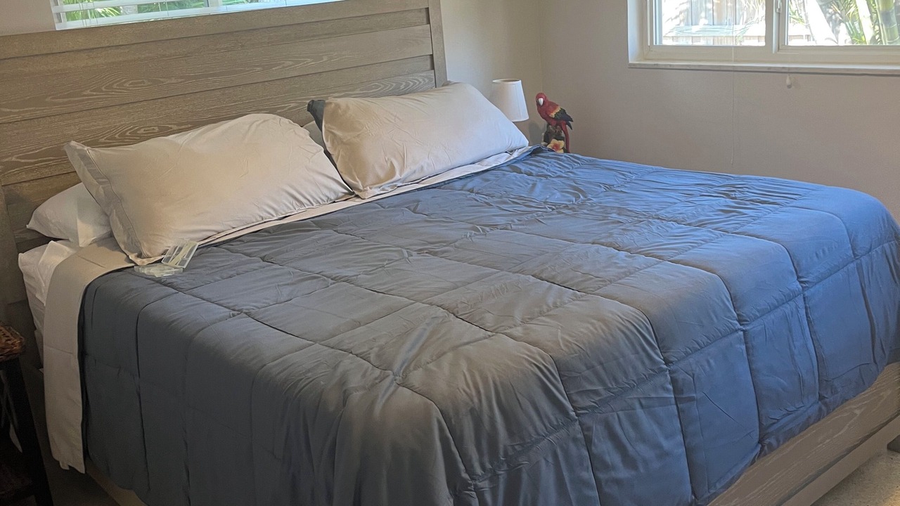 Photo of Bedroom in Shore Acres