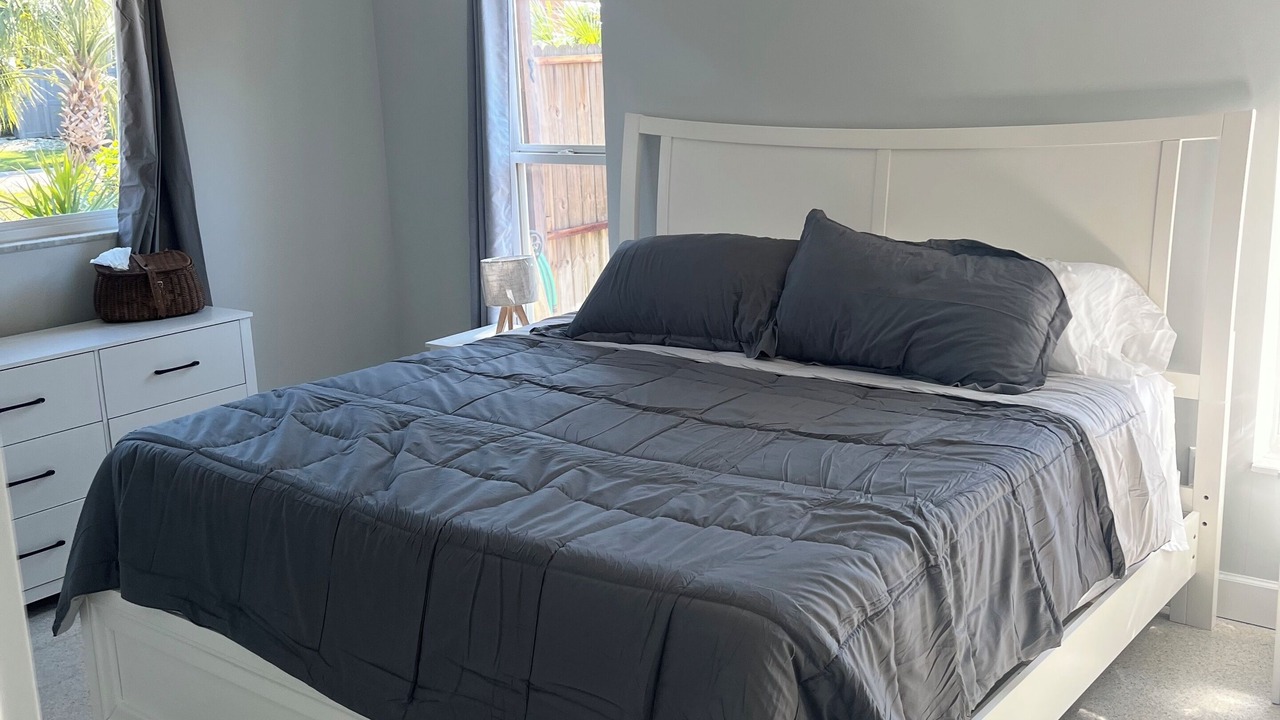 Photo of Bedroom in Shore Acres