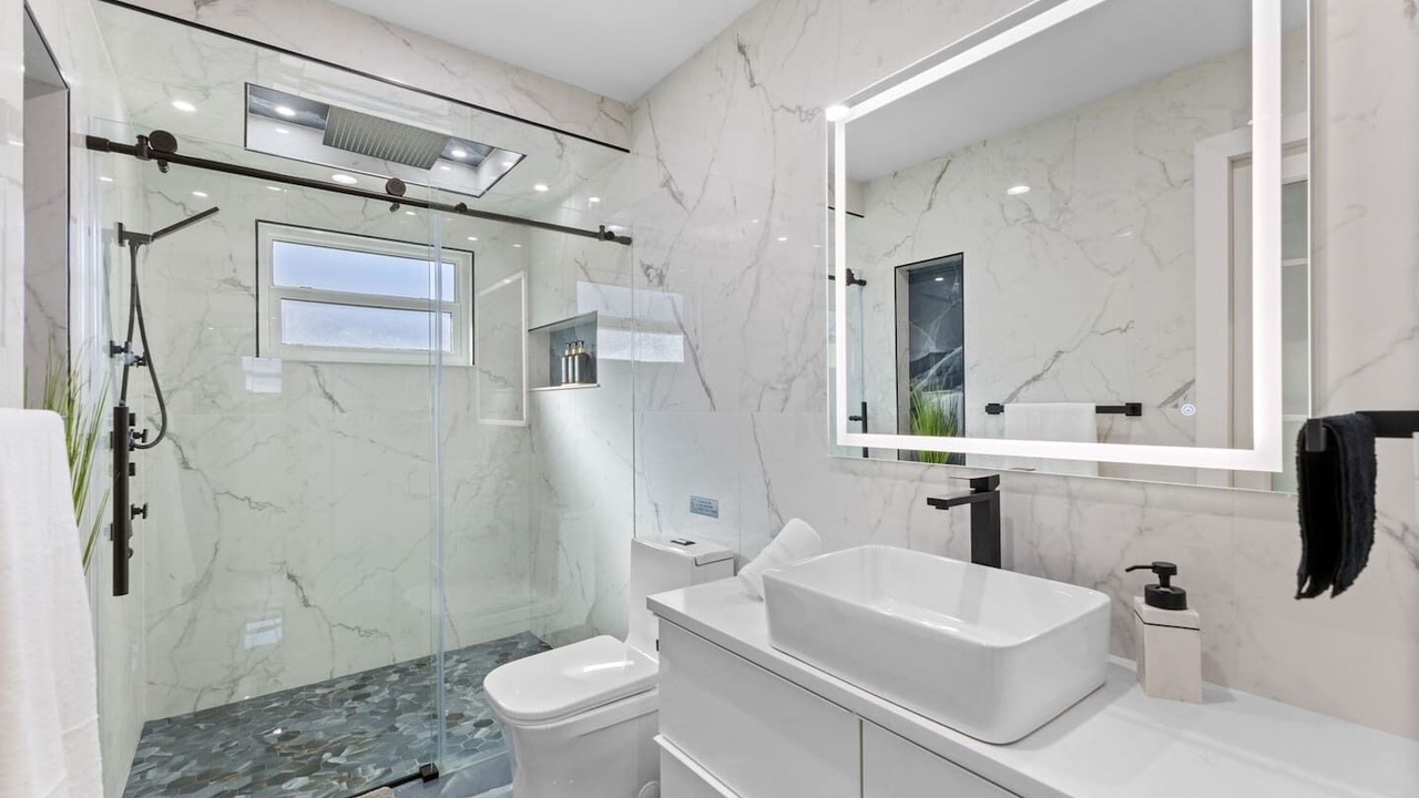 Photo of Bathroom in Lake Sarasota