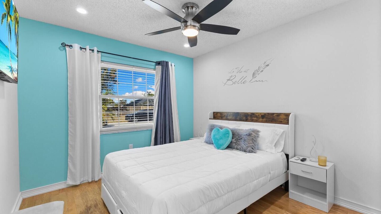 Photo of Bedroom in Lake Sarasota