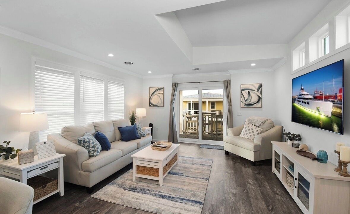 Photo of Livingroom in Jensen Beach